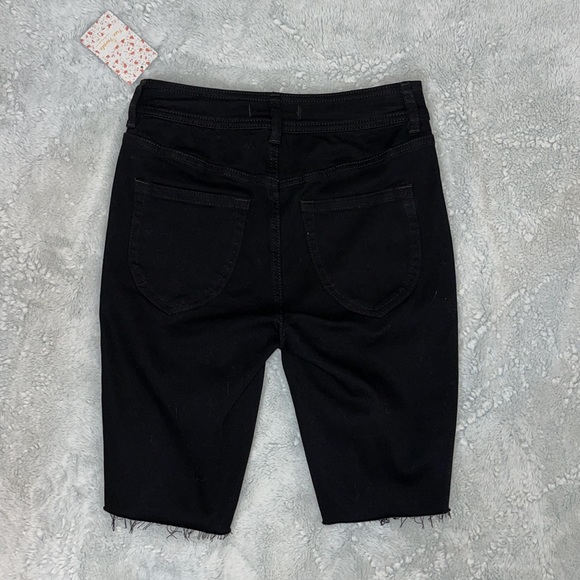 FREE PEOPLE Avery Raw Hem Bermuda Shorts SZ 26 - Picture 5 of 6